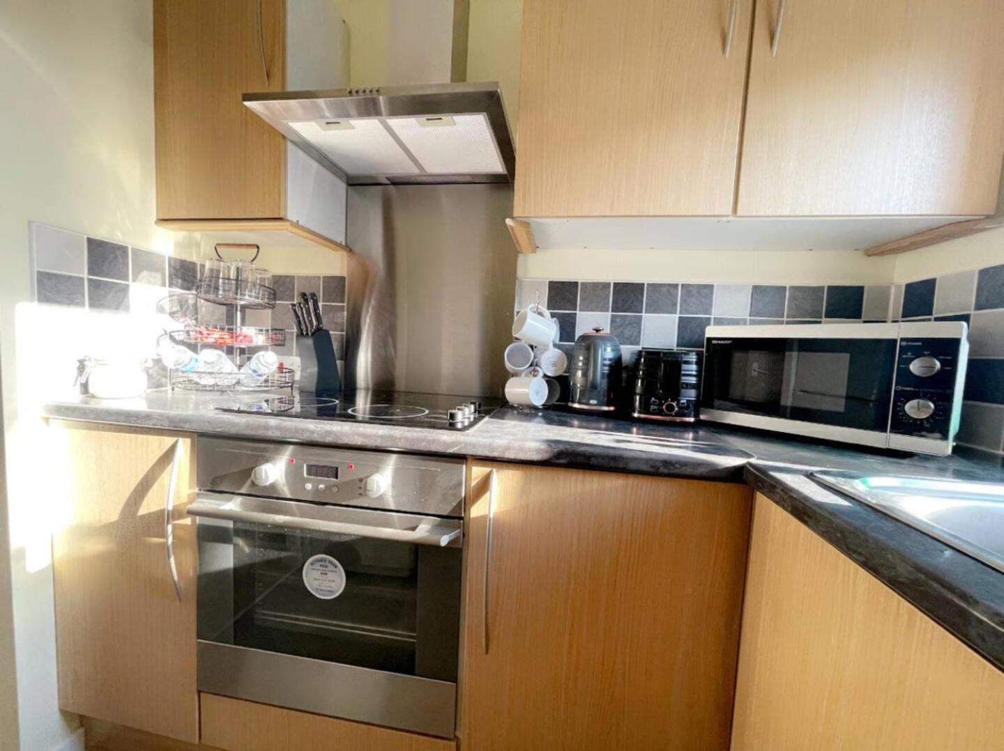 Misk Homes Apartment Uxbridge